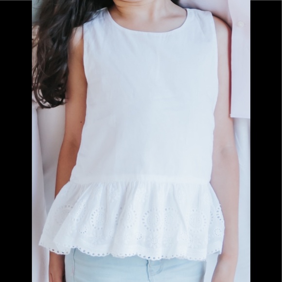 EUC girls Tucker+Tate white sleeveless top size 5 - Picture 3 of 6